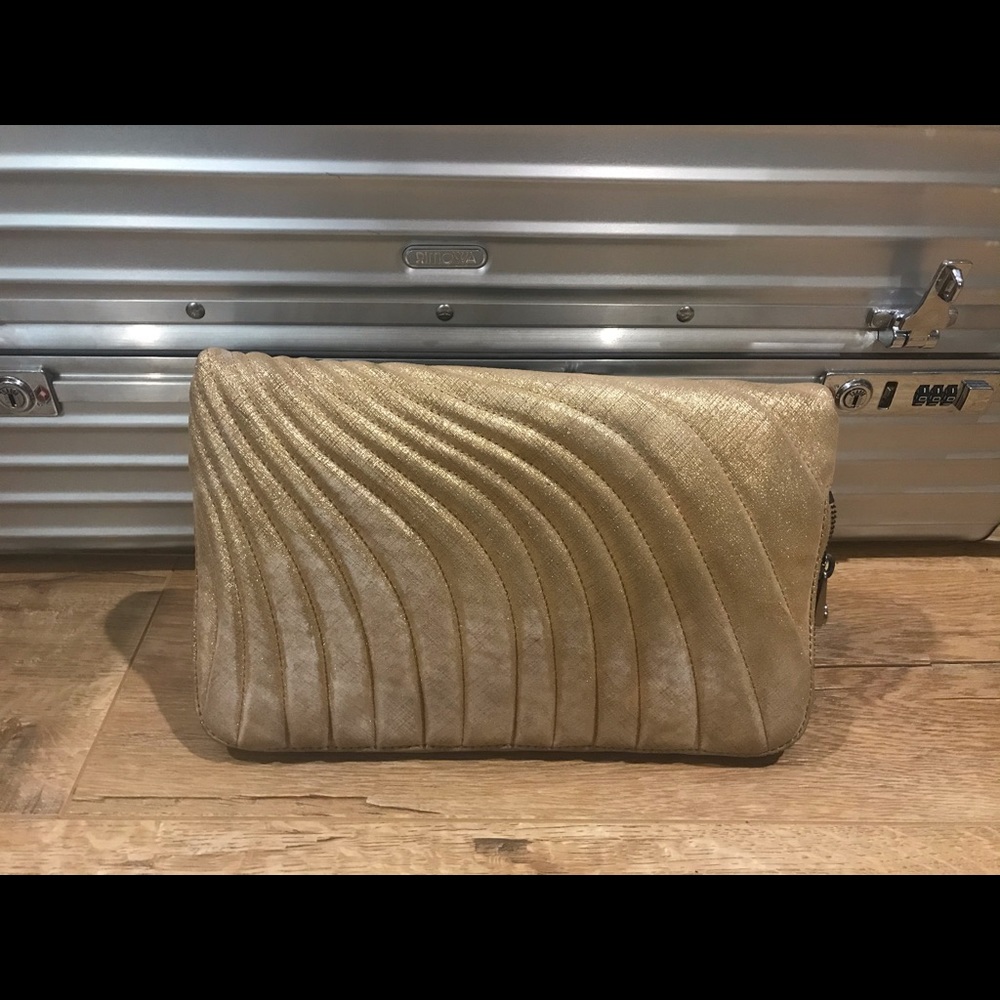 Henri Bendel clutch